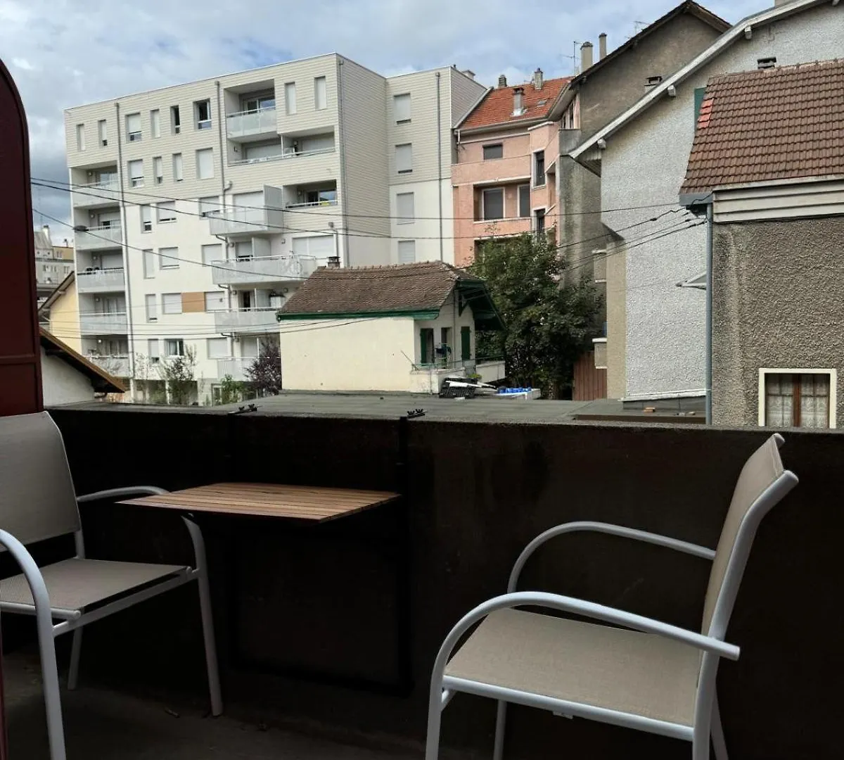 M96 Marquer Joli Studio Faucigny Annemasse Apartment